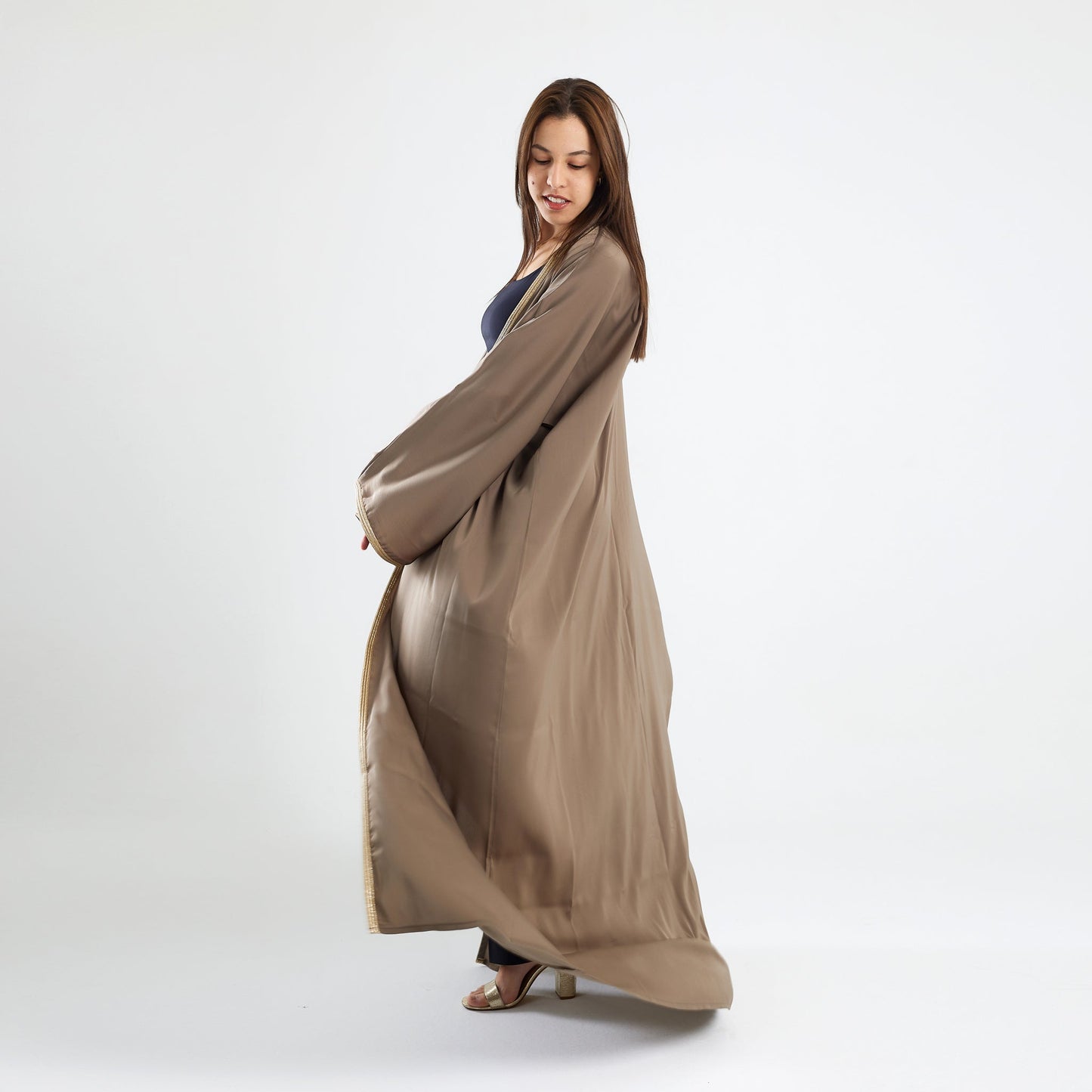 Modern Traditional Abaya Kaftan Beige - Noury Hub
