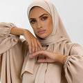 Satin isdal combines grace and comfort - Noury Hub